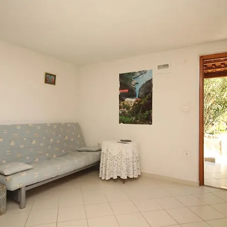 With A Parking Space Rukavac, Vis - 2444 Apartment Rukavac (Vis)